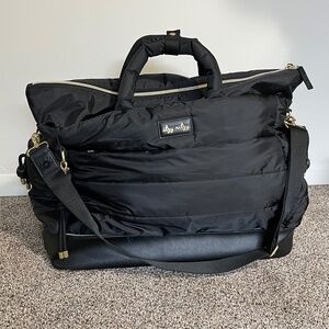 [Free Shipping] Itzy Ritzy Dream Weekender Hospital & Travel Bag Bag